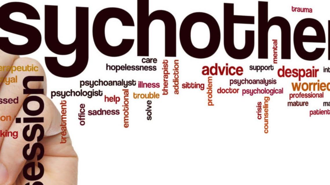 Niedrigschwelliges Angebot für Geflüchtete: WiPSO-Net berät und begleitet in Wiesbaden