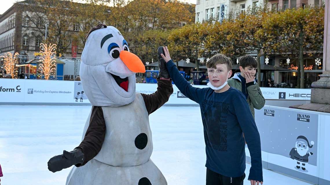 Kunststoffbahn auf dem Kindersternschnuppenmarkt