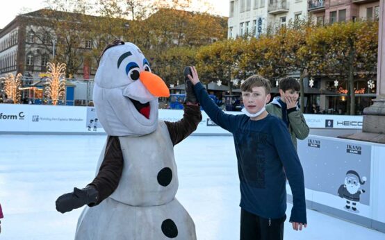 Kunststoffbahn auf dem Kindersternschnuppenmarkt