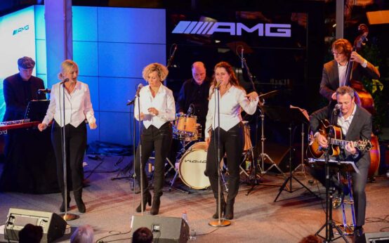 Johnny & The Jonetts beim Charity Benefitzkonzert bei Taunusauto