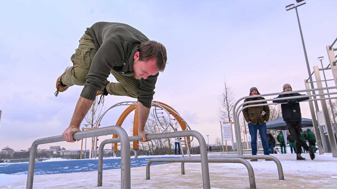 Marion Gans im neuen Callenatics Park am Kransand
