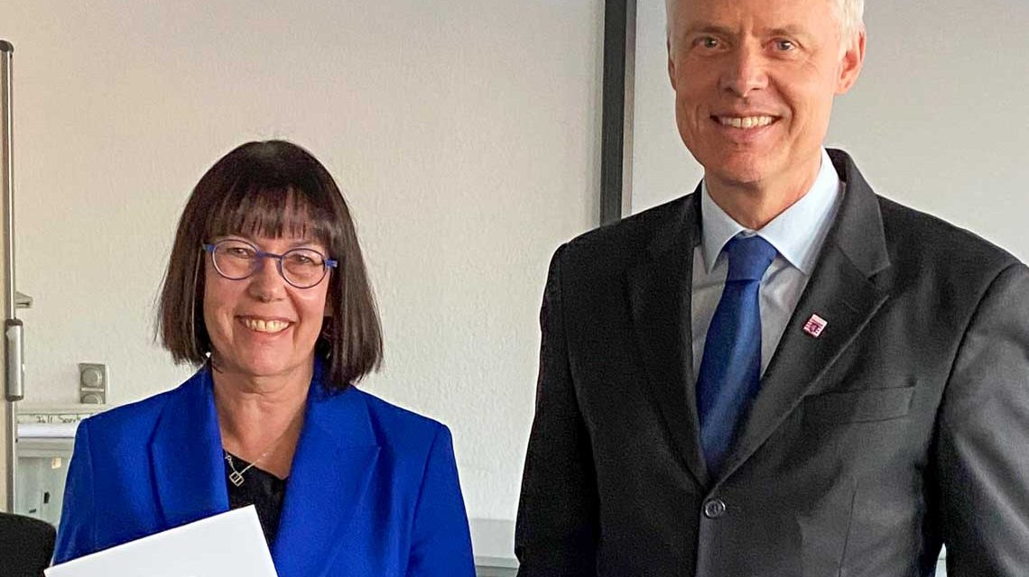 Dr. Ursula Schmieden neue Schulamtsleiterin in Wiesbaden