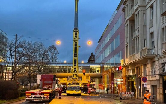 Kranstellung Schwalbacher Straße