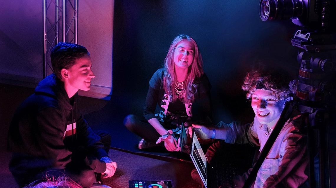 Arbeiten im Medienzentrum Wiesbaden