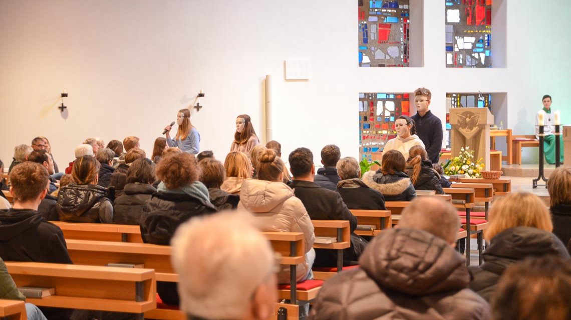 Jugendgottesdienst von und für Firmanden