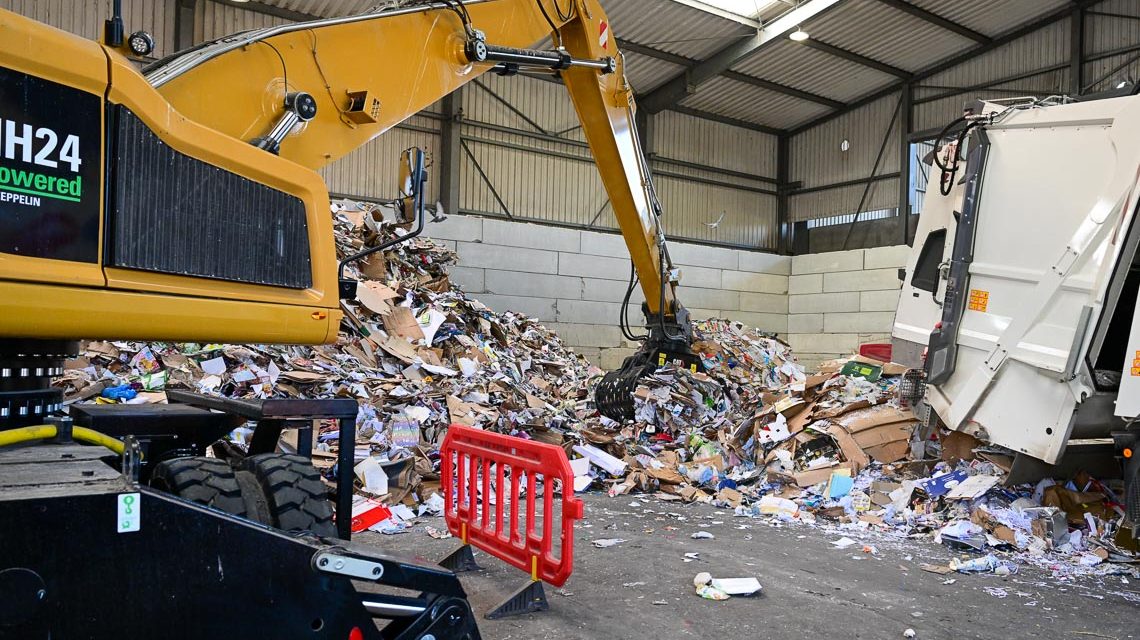 Papierumschlagshalle der ELW