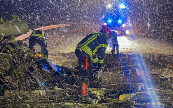 Feuerwehr im Einsatz, Sturm