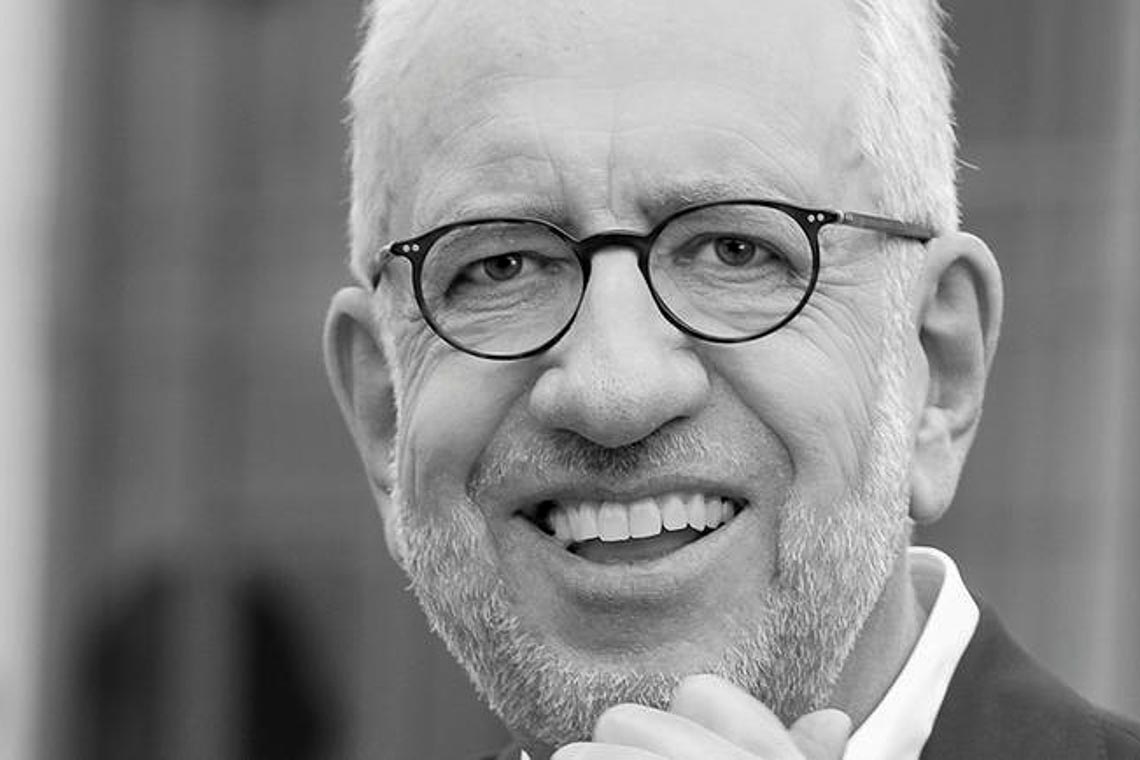 HansDieter Hillmoth gestorben Wiesbaden lebt