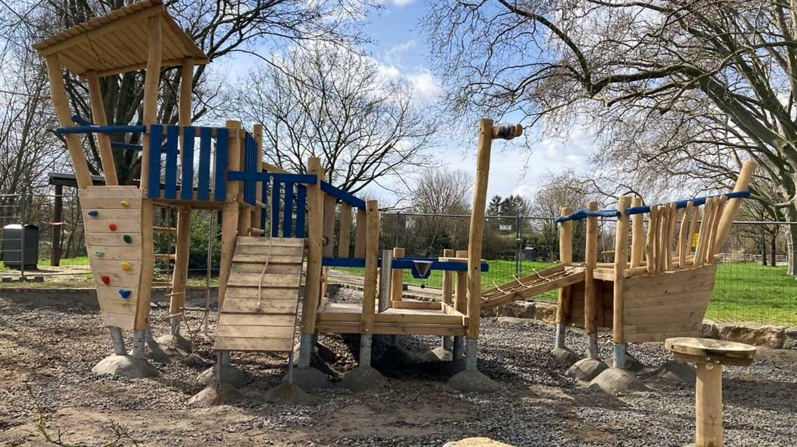 Franz-Henz-Platz in Kostheim angelegt