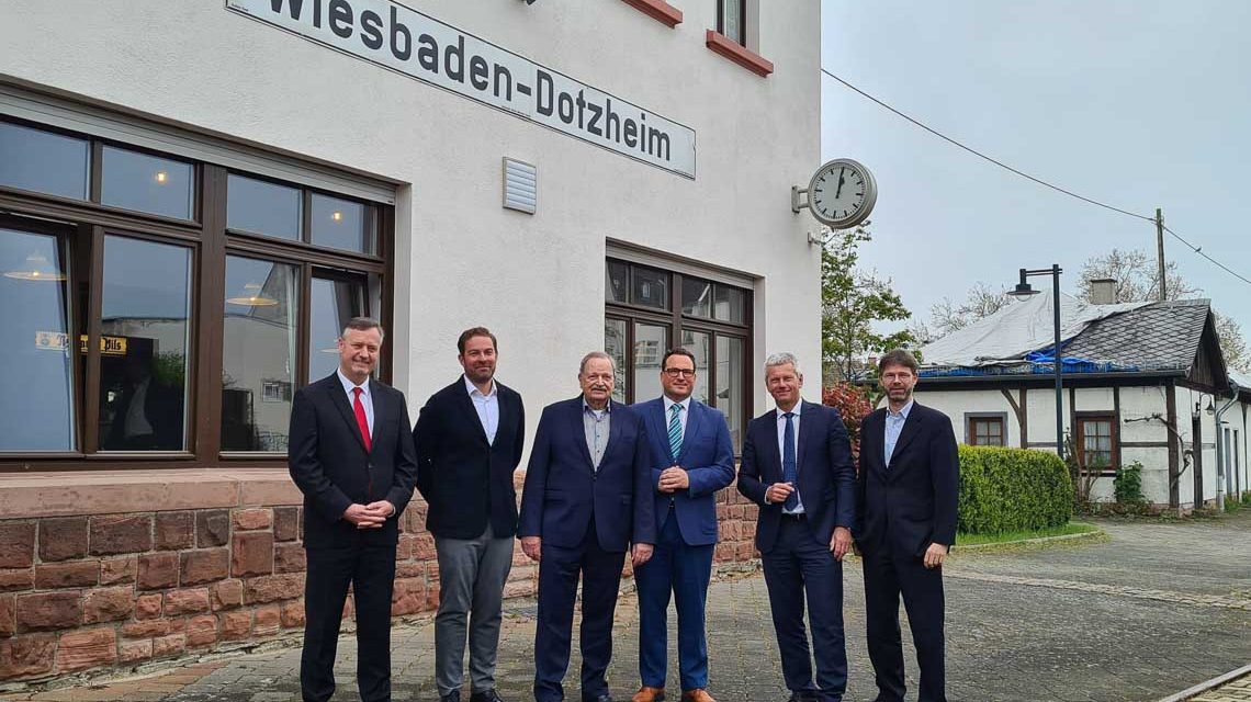 Aarthalbahn Dotzheim Bahnhof