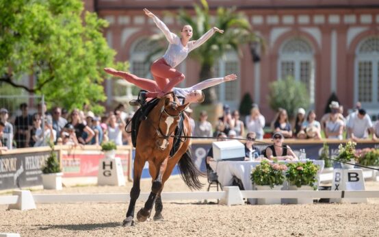 Gisa Sternberg und Linda Otten (GER) mit Espresso zeigten im Pas de Deux die beste Kür.