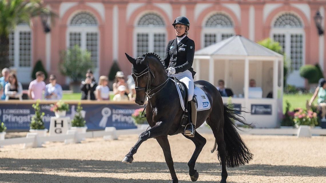 Ingrid Klimke auf dem Weg zum Louisdor-Finale