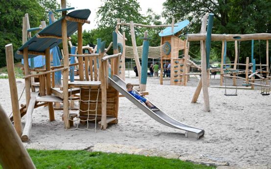 neu gestalteter Kinderspielplatz in der Carl-von-Osietzky-Straße