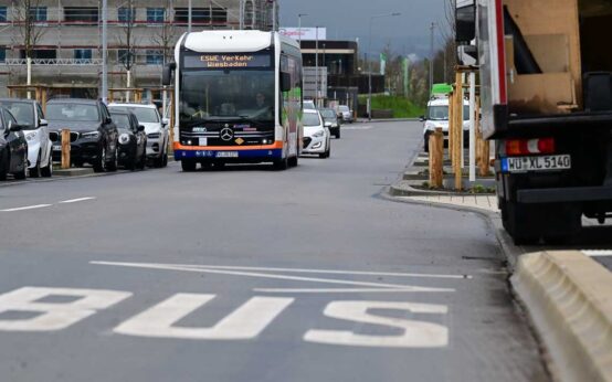 „Leben in Wiesbaden 2022“ zum Thema Verkehr erschien
