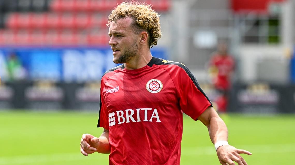 Benedict Hollerbach in seinem letzten Spiel für Wiesbaden