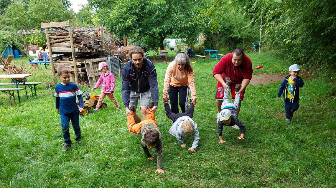 Kita Wichtelhäuschen feiert Sportfest auf der Kinder- und Jugendfarm in Winkel