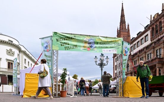 Das Abbelfest ist jetzt das Äpplerfest. Ein fest mehr im Kalender.