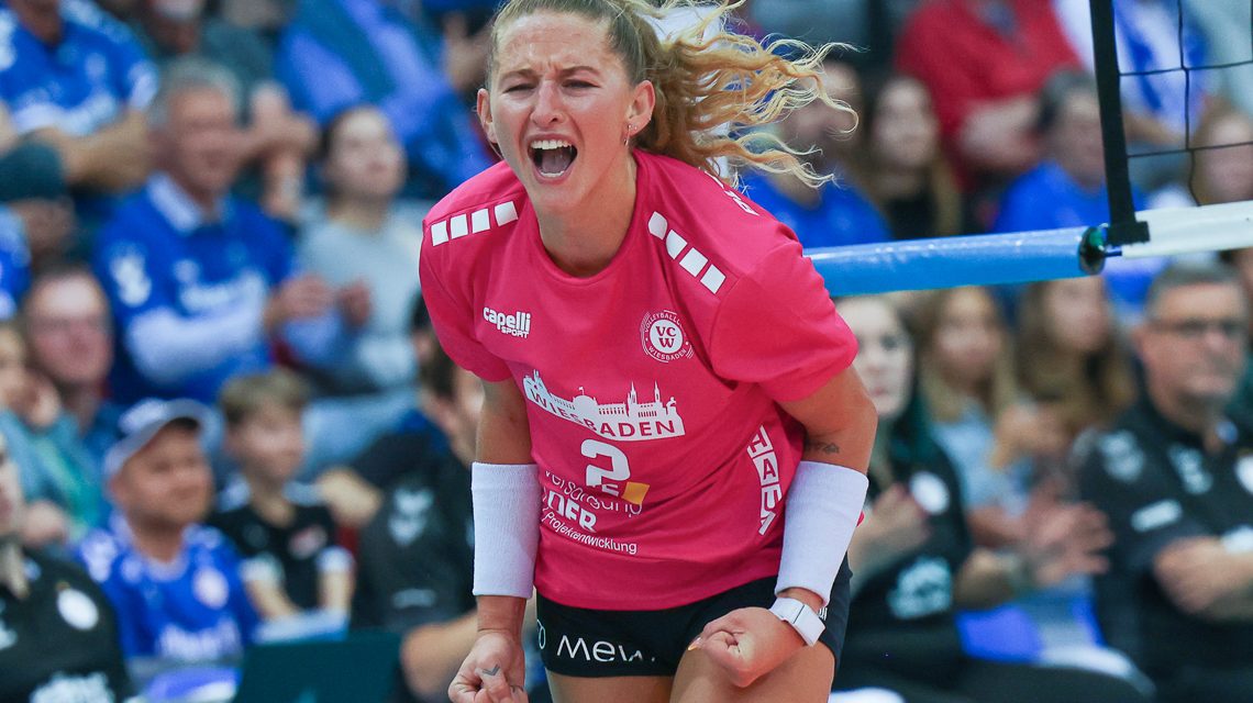 Jaidyn Blanchfield auswärst bei Ladies Black Aachen.