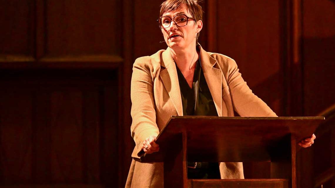 Nicole Deitelhoff in der Lutherkirche.