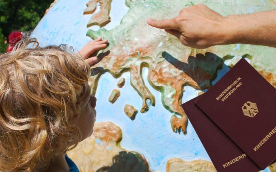 Wenn Kinder reisen. Der Kinderreisepass fällt weg.