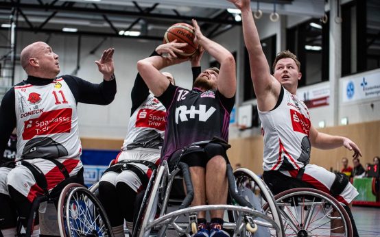 #12 Gijs Even – nicht nur er war häufig unter Bedrängnis