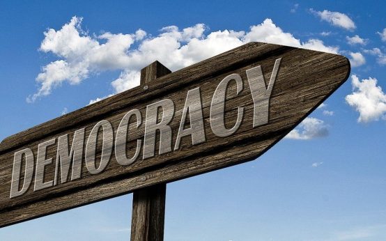 Demokratiebildung, Gemeinsam gegen Rechts, Demokratie leben