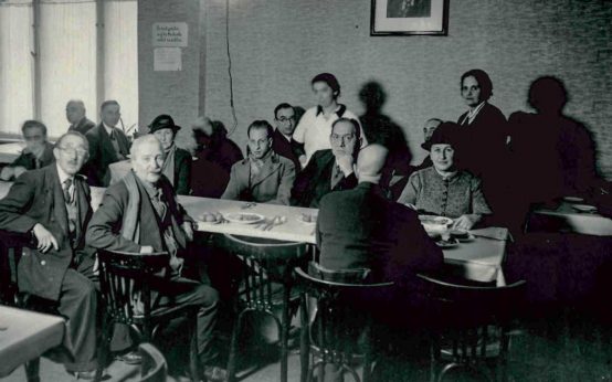 Helfen bedeutet leben, Ausstellungsplakat: Jacob Teitel und russische Juden in Deutschland