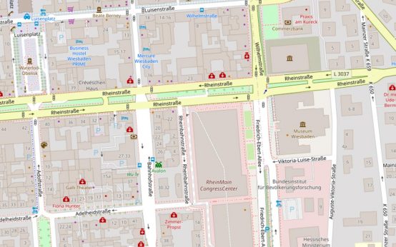 Karte zeigt Kreuzungsbereich Rheinstraße/Bahnhofstraße ©2024 Openstreeetmap