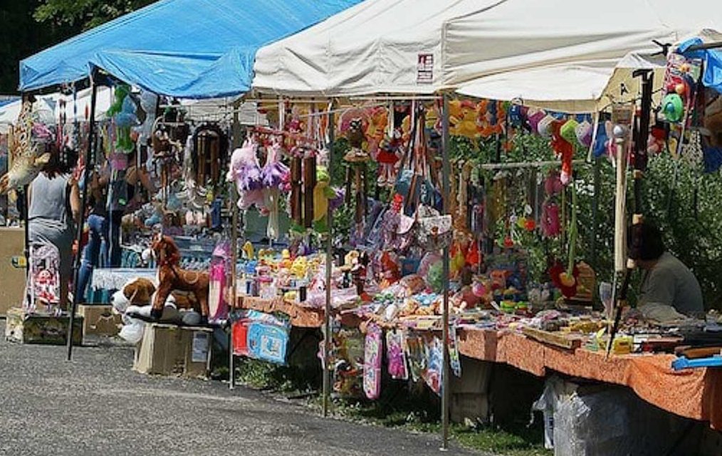 Kindermarkt, Flohmarkt, Symbolbild