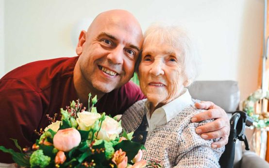 Helga Richter und Ihr Pfleger Frank