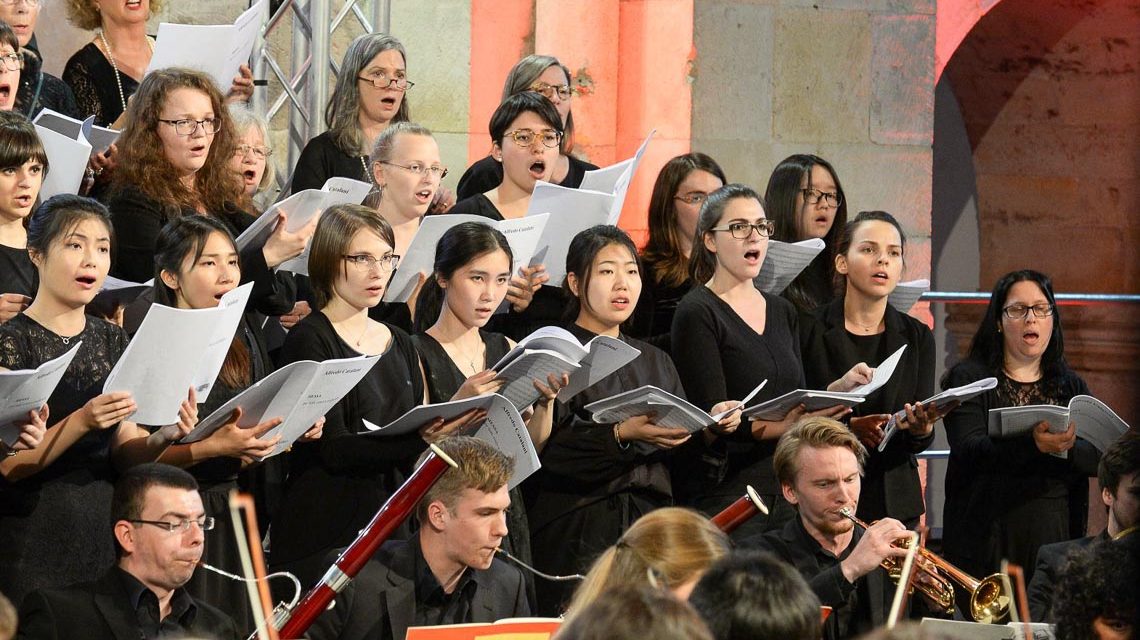 Chor der Wiesbadener Musik- und Kunstschule.
