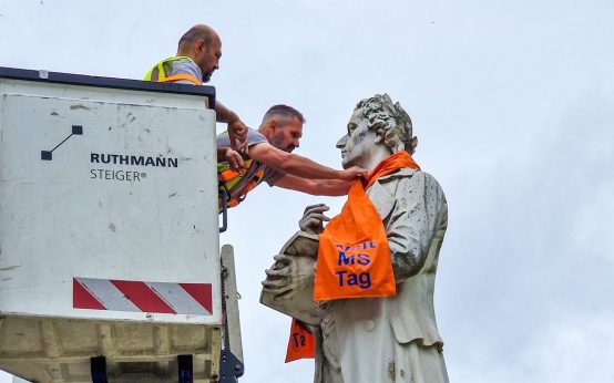 Multiple Sklerose: Stadt unterstützt hessenweite Denkmal-Aktionswoche
