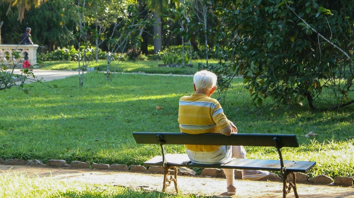 Einsamkeit oft ein Problem: Sozialdezernat informiert über Anlaufstellen