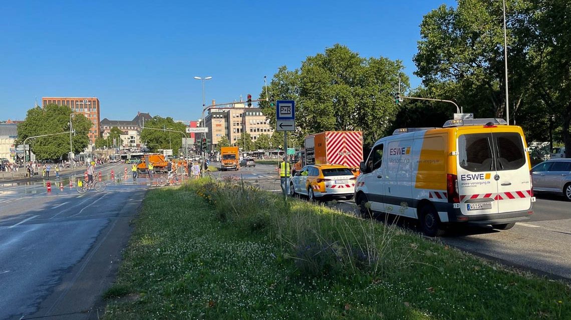 Gustav-Stresemann-Ring am Morgen gesperrt.