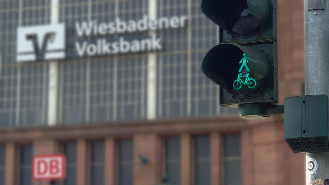 Grüne Welle, schnelle über den ersten Ring.