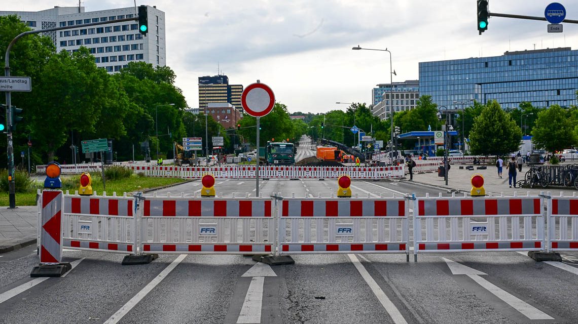 Baustelle Gustav Stresemann Ring / Friedrich Ebert Allee