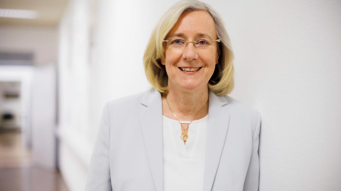 Frau Prof. Märker-Herman