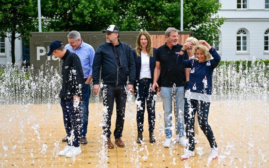 Abkühlung in der Innenstadt – Bürgermeisterin Hinninger weiht "PlayFountain" ein