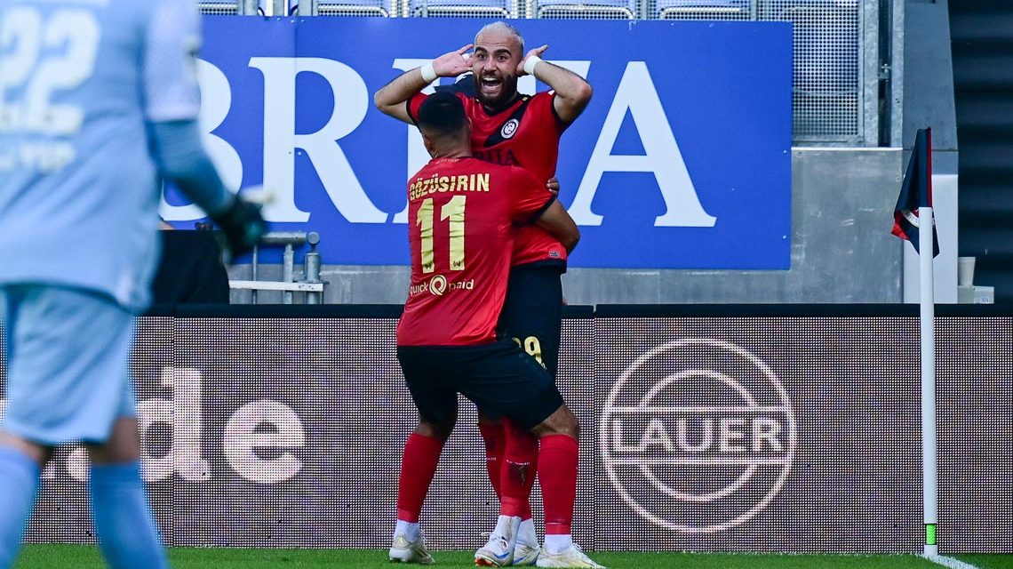 Fatih Kaya nach dem 1:0 gegen SV Sandhausen