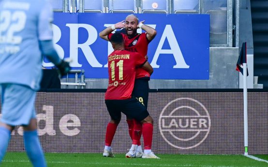 Fatih Kaya nach dem 1:0 gegen SV Sandhausen