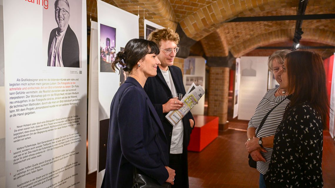 Ausstellungseröffnung Heiße Quellen im Stadtmuseum: Unmittelbar bevor die Türen geöffnet wurden.