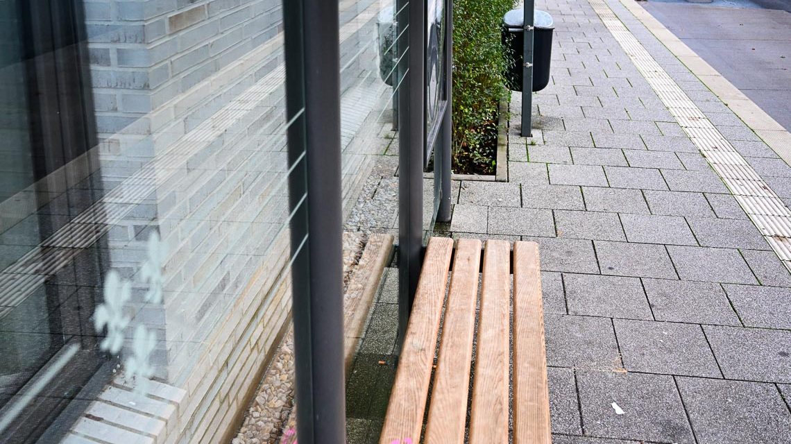 Symbolbild Bus-Haltestelle.Zieglerstraße