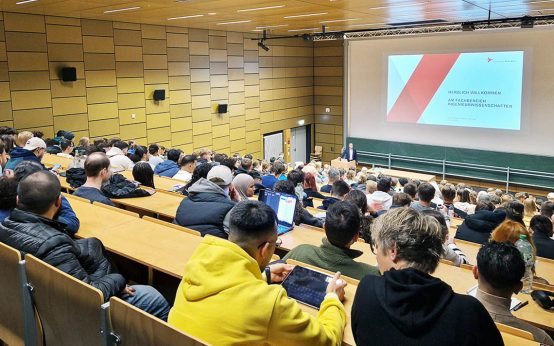 Erstsemesterbegrüßung am Campus der HSRM.