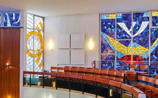 Blick in die Synagoge in Wiesbaden.