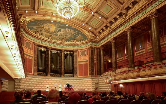 Kurhaus Orgelkonzert im Friedrich Thiersch Saal, Benefizkonzert