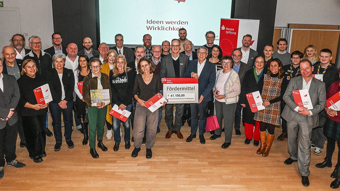 Fördermittel Übergabe der Napa-Stiftung in Wiesbaden