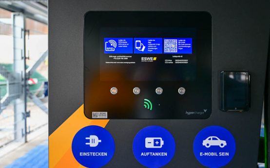 E-Ladepiujkt im Parkhaus Elsässer Platz