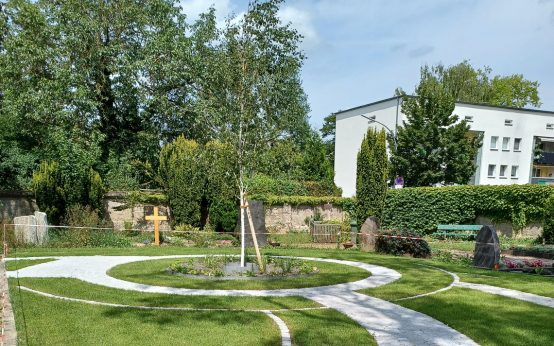 Friedhof Schierstein, Baumgrab für Urbane.