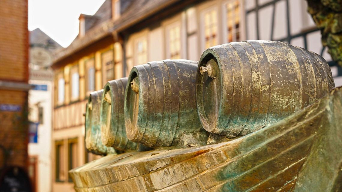Skulptur in Eltville im Rheingau.