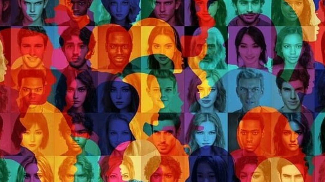 Viele Menschen, viele Kulturen: Es geht um interkuklturellen Austausch.
